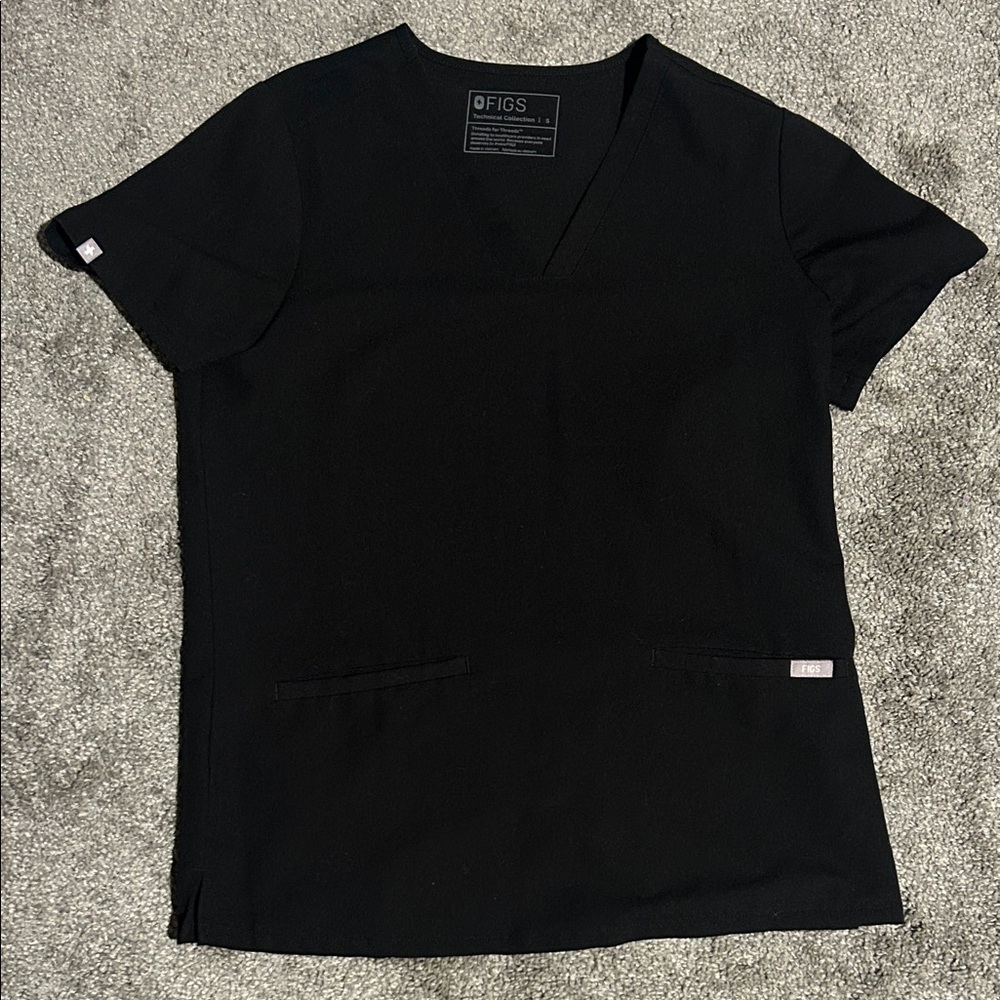 Figs Women's Classic Black Short Sleeve Top